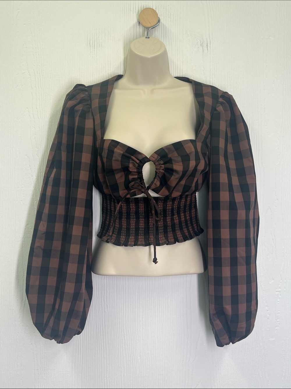 Urban Outfitters - Brown Gingham Plaid Tie Front Long Sleeve Crop Blouse Size M